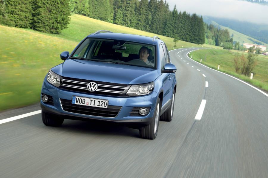  Volkswagen Tiguan 2011 года  (фото 31 из 146)